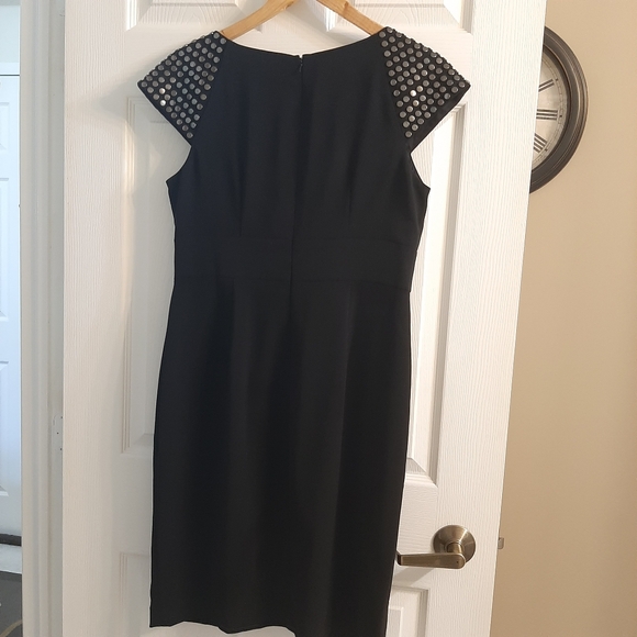 Sz 12 Maggy London LBD - Picture 3 of 7
